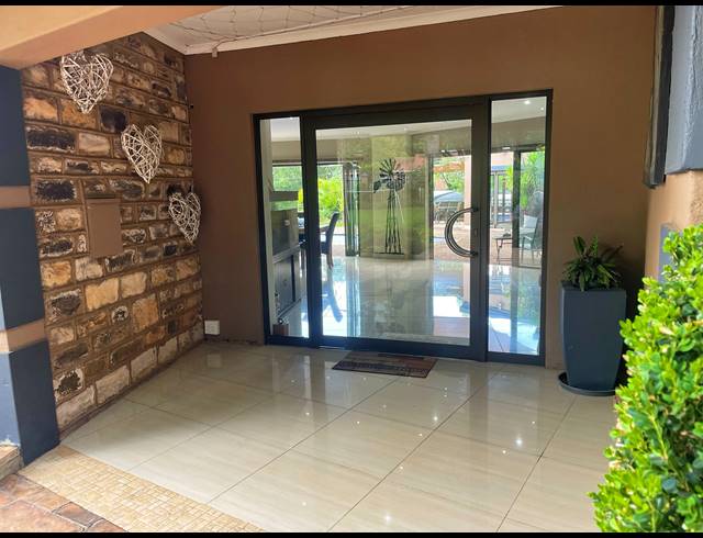 4 BEDROOM HOUSE FOR SALE IN THREE RIVERS PROPER